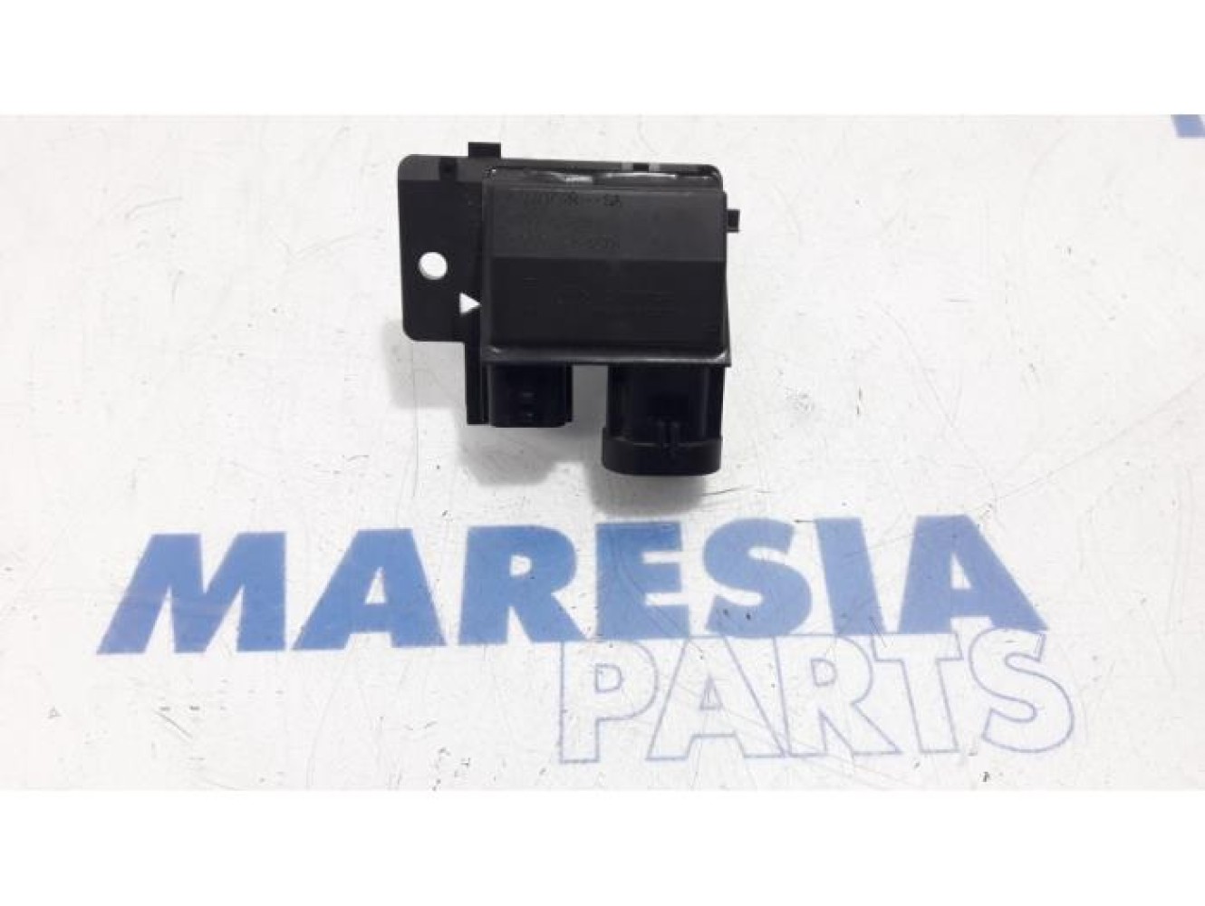 Renault - Clio - Cooling fan resistor