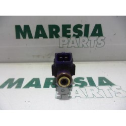 Renault - Megane - Injector (petrol injection)