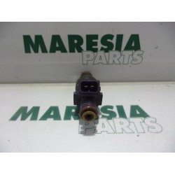 Renault - Megane - Injector (petrol injection)