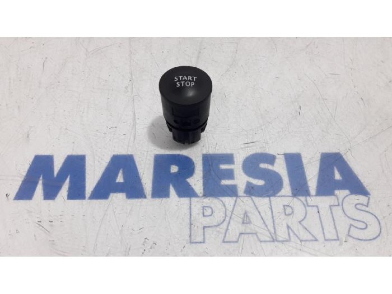 Renault - Clio - Start/stop switch