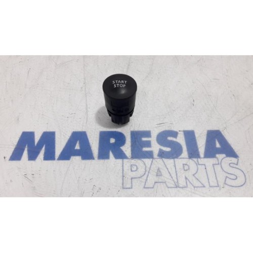 Renault - Clio - Start/stop switch