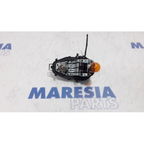 Renault - Clio - Taillight, right