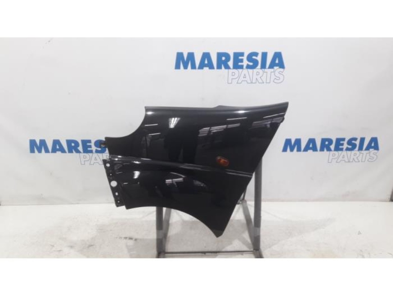 Opel - Vivaro - Front wing, left
