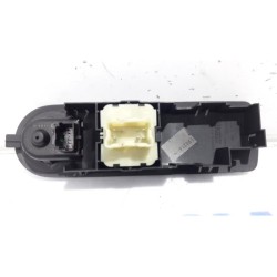Renault - Clio - Multi-functional window switch