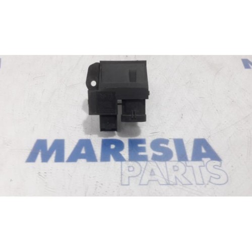 Citroen - Berlingo - Cooling fan resistor