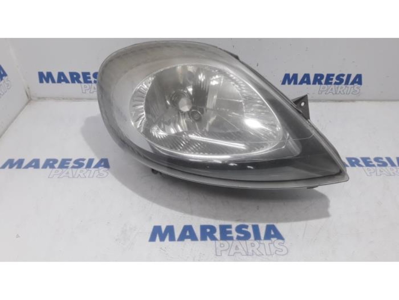 Opel - Vivaro - Headlight, right