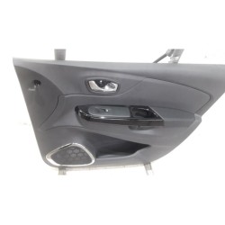 Renault - Captur - Revêtement portière 4portes avant droite