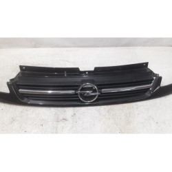 Opel - Vivaro - Grill