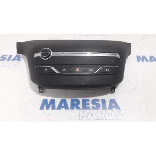 Peugeot - 308 - Radio