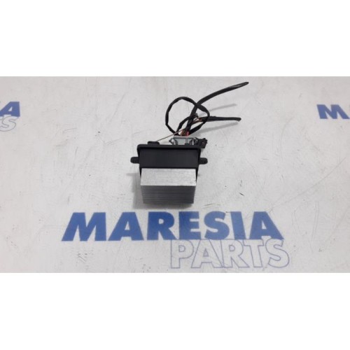 Renault - Captur - Heater resistor
