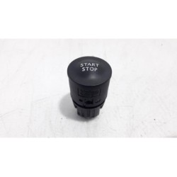 Renault - Captur - Start/stop switch