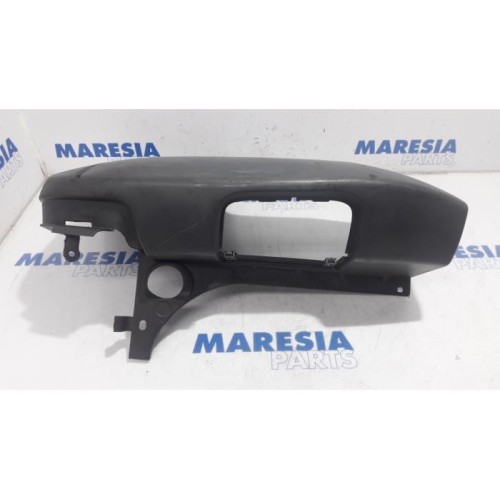 Opel - Vivaro - Rear bumper component, left