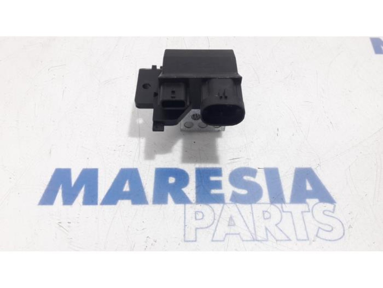 Renault - Captur - Cooling fan resistor