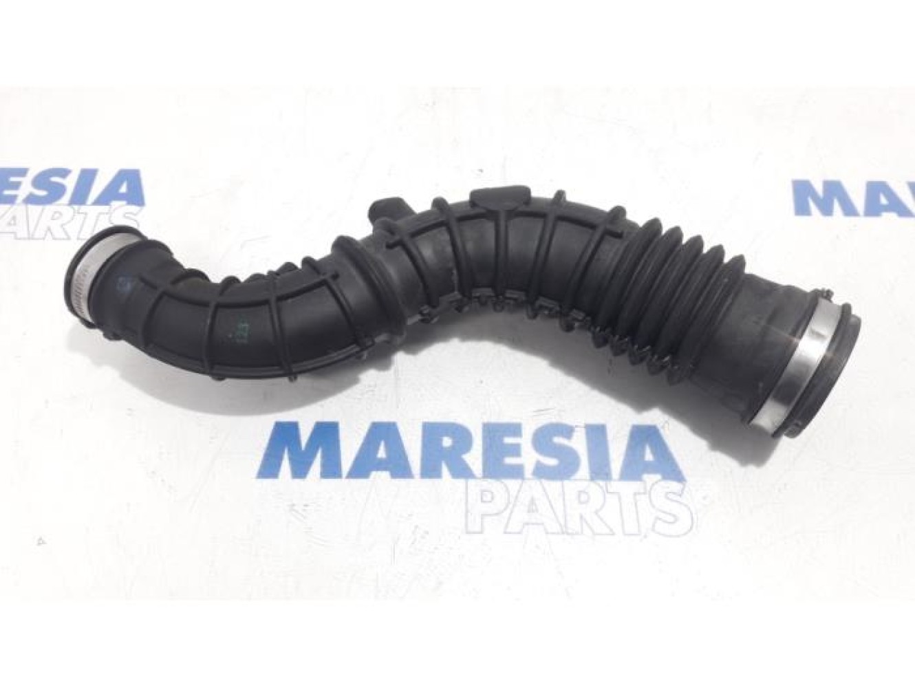 Renault - Captur - Intercooler hose