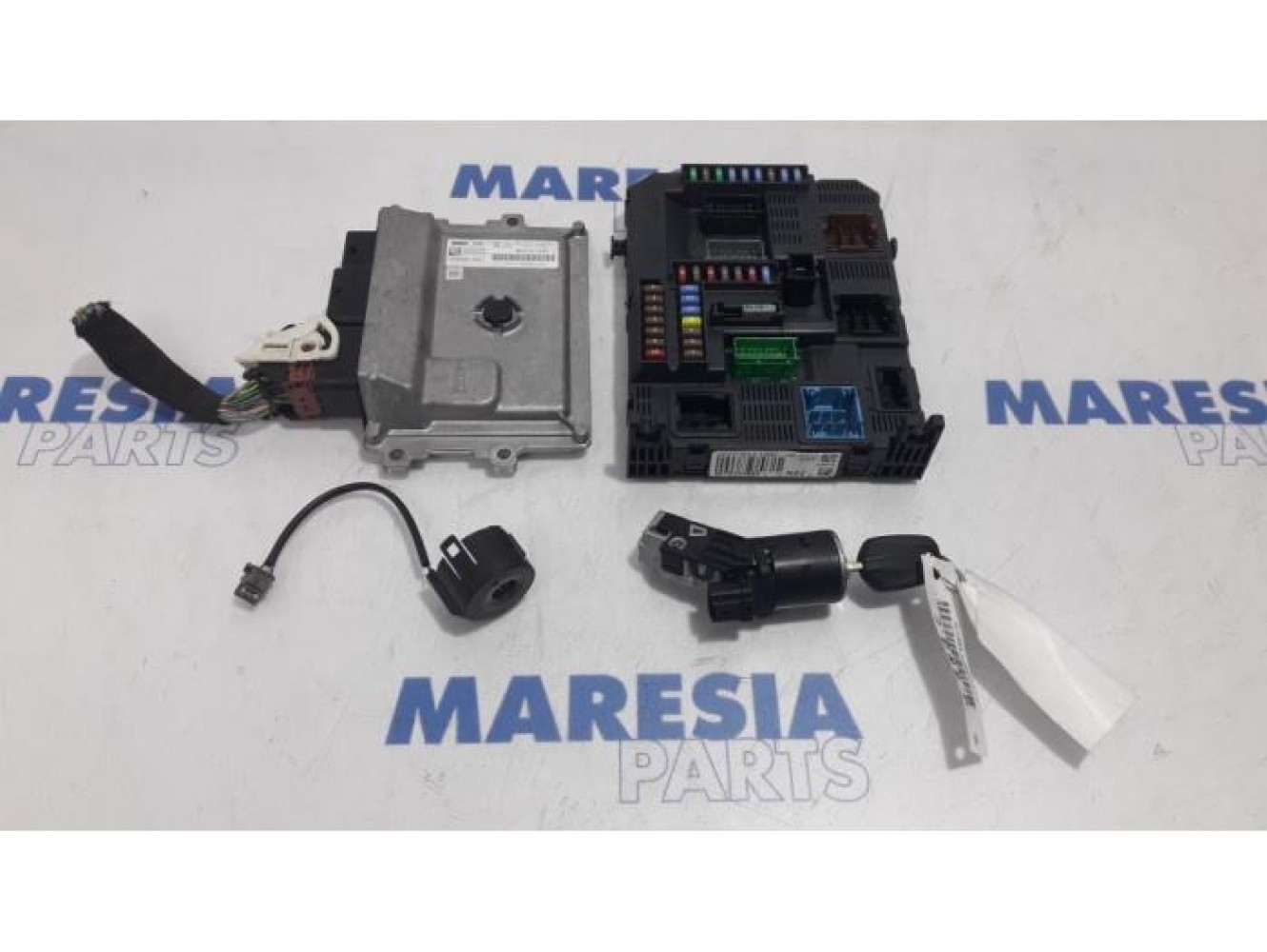 Peugeot - 208 - Engine management computer
