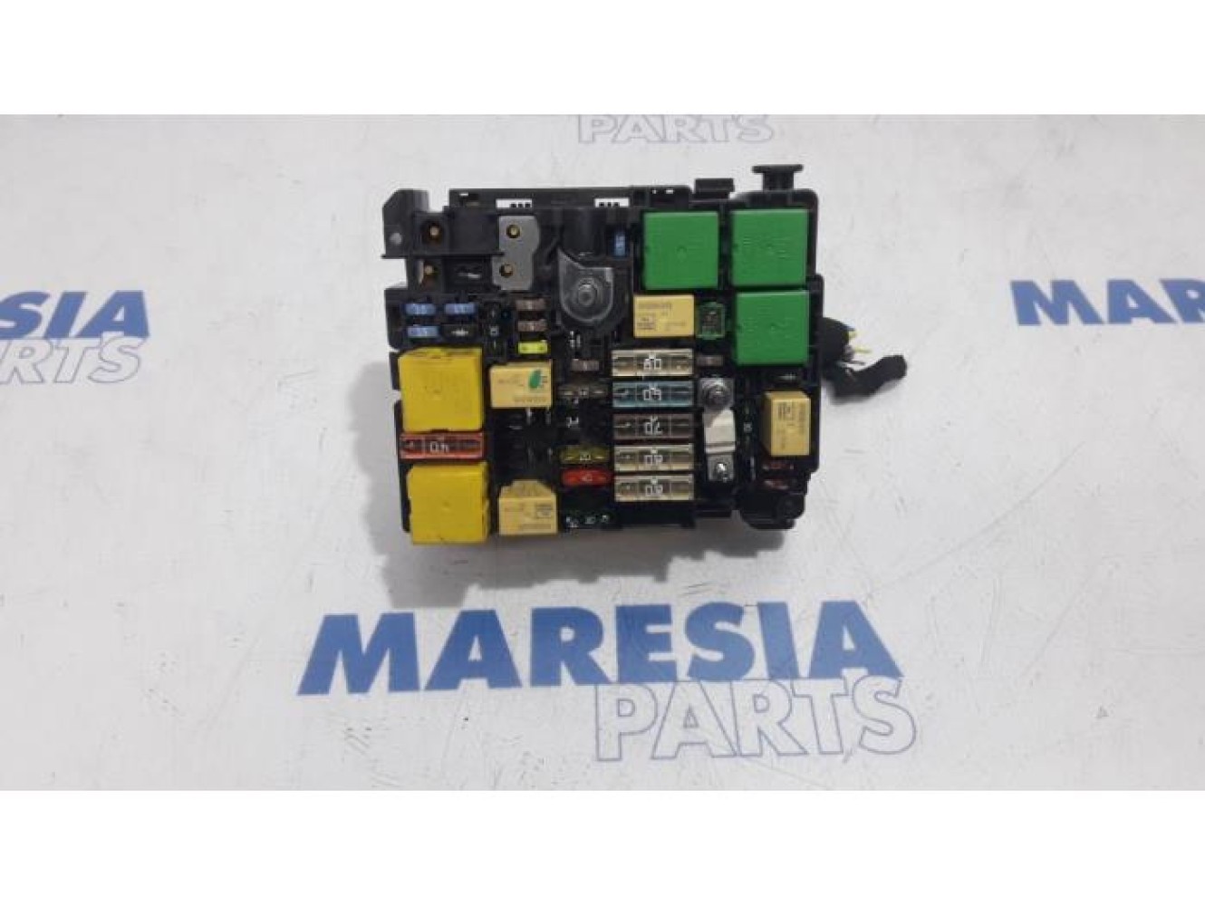 Peugeot - 208 - Fuse box