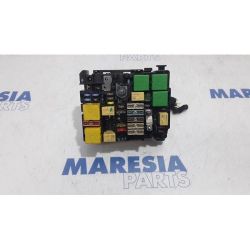 Peugeot - 208 - Fuse box