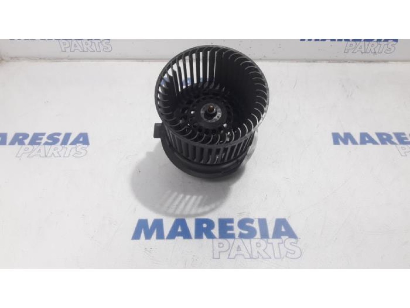 Peugeot - 208 - Heating and ventilation fan motor