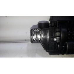 Peugeot - 208 - Tailgate lock mechanism