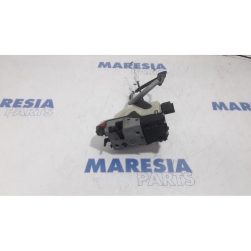 Peugeot - 208 - Rear door lock mechanism 4-door, left