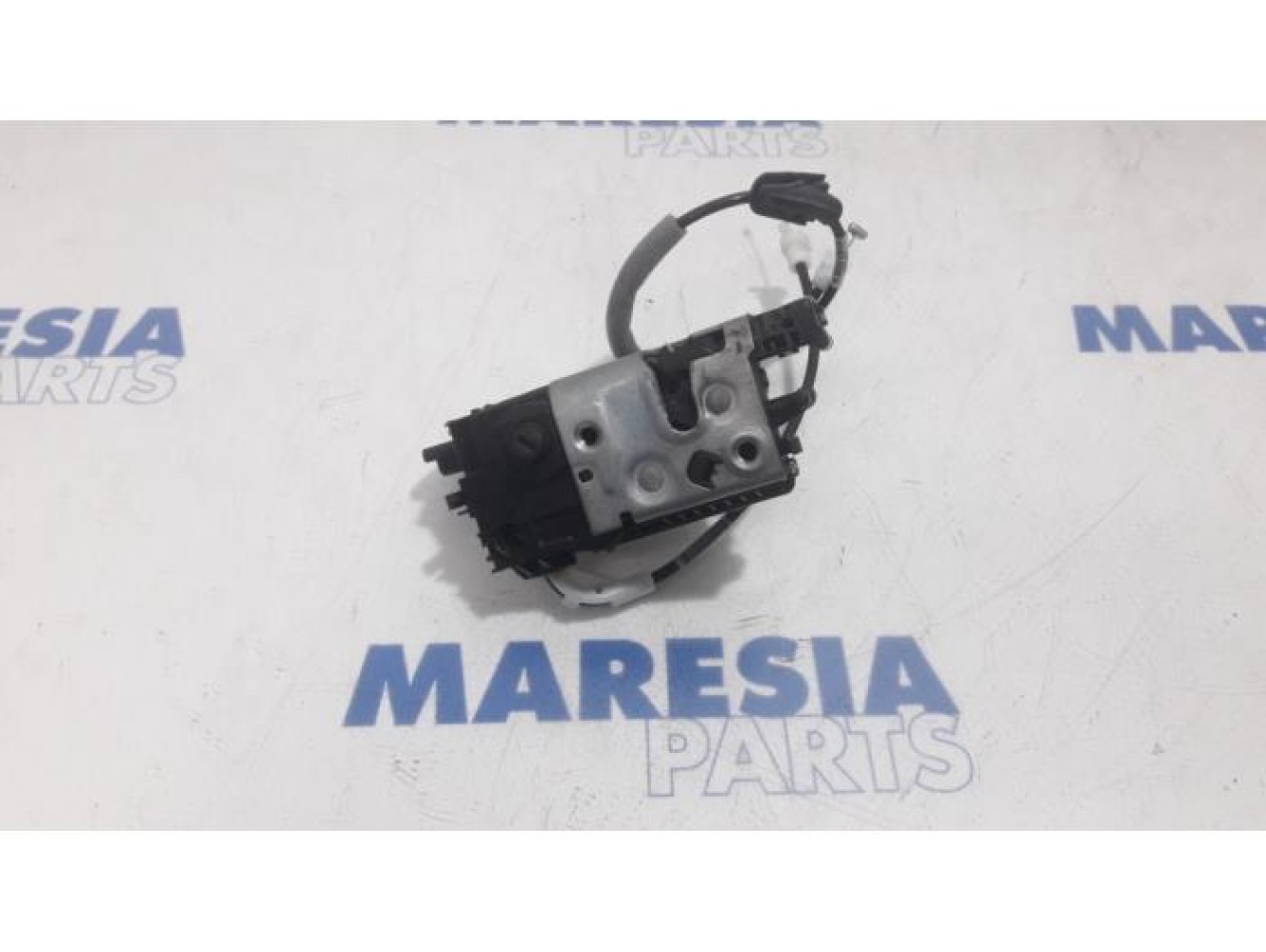 Peugeot - 208 - Front door lock mechanism 4-door, right