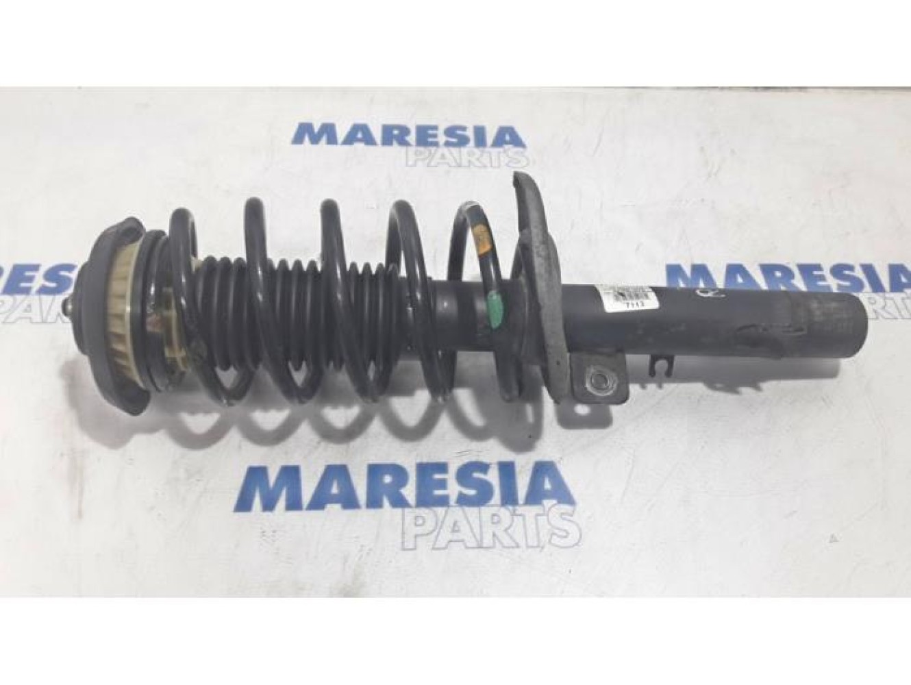 Peugeot - 207 - Front shock absorber rod, right
