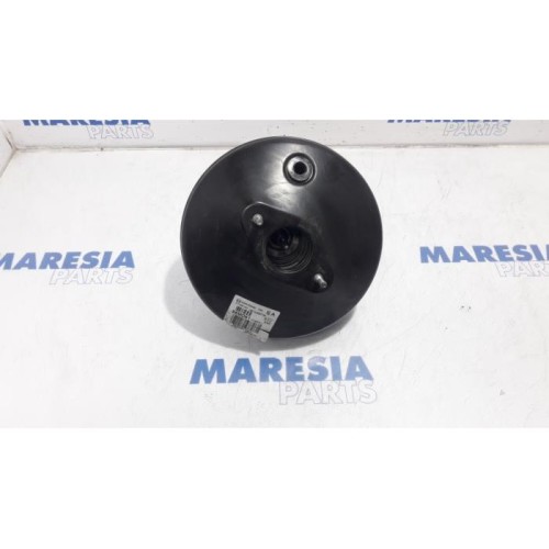 Peugeot - 208 - Brake servo