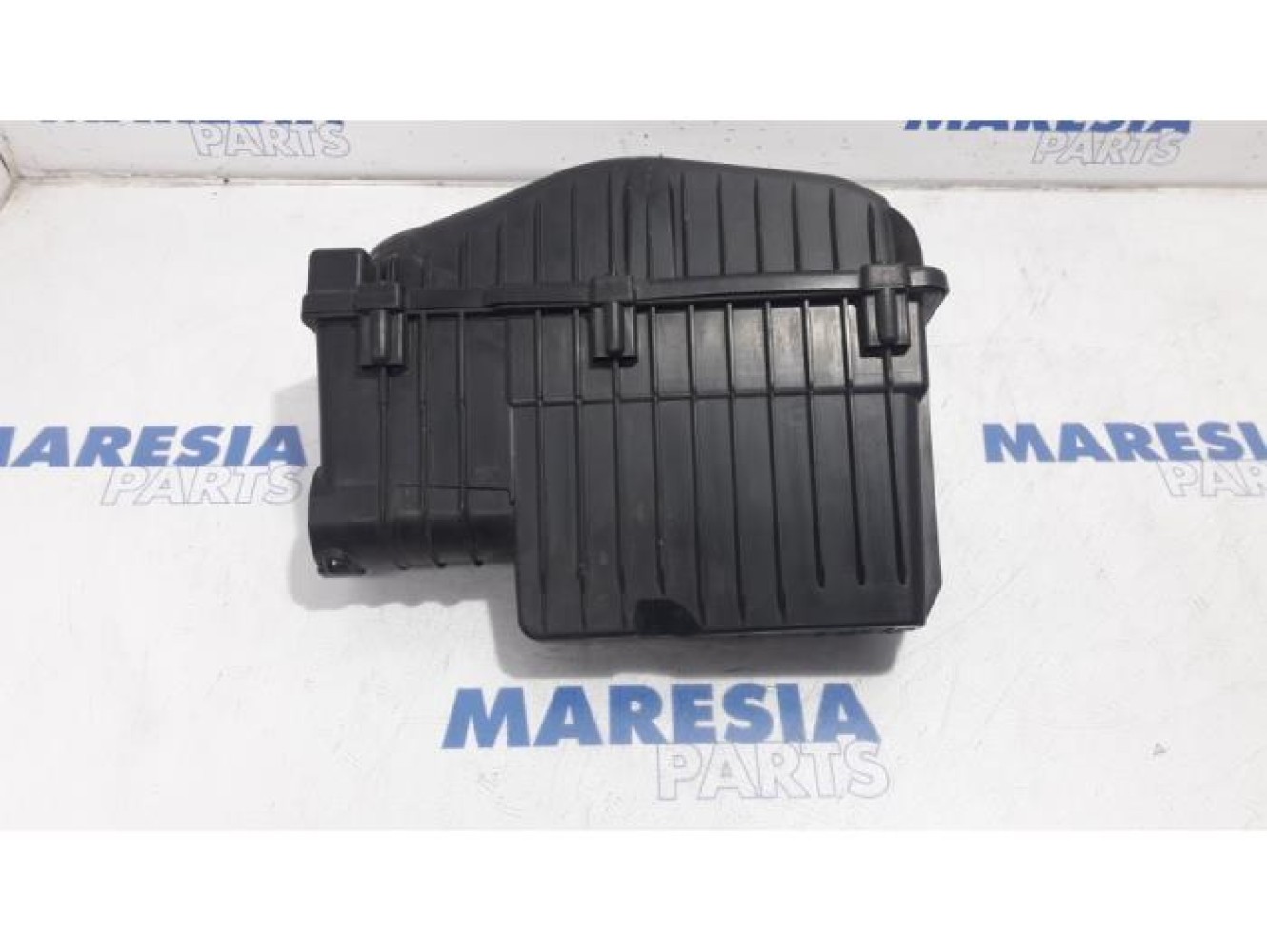 Peugeot - 208 - Air box