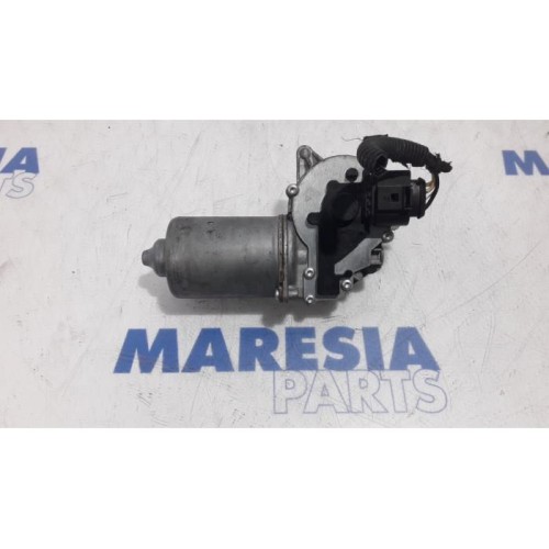 Fiat - Punto - Front wiper motor