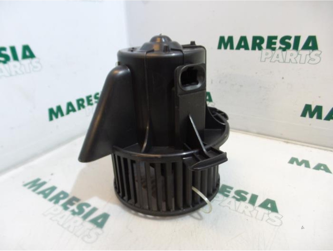 Peugeot - 307 - Heating and ventilation fan motor