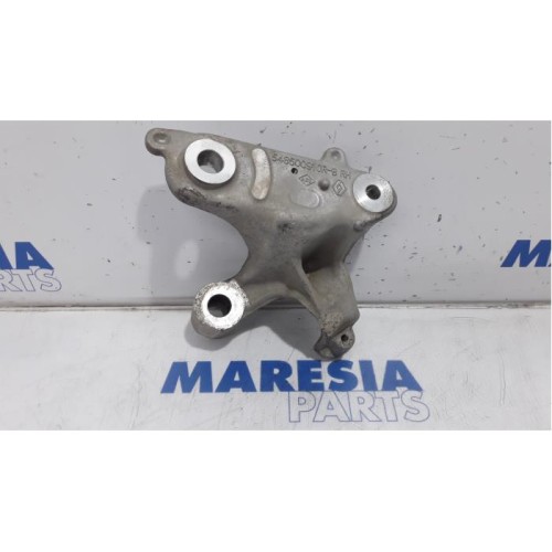 Renault - Megane - Support moteur