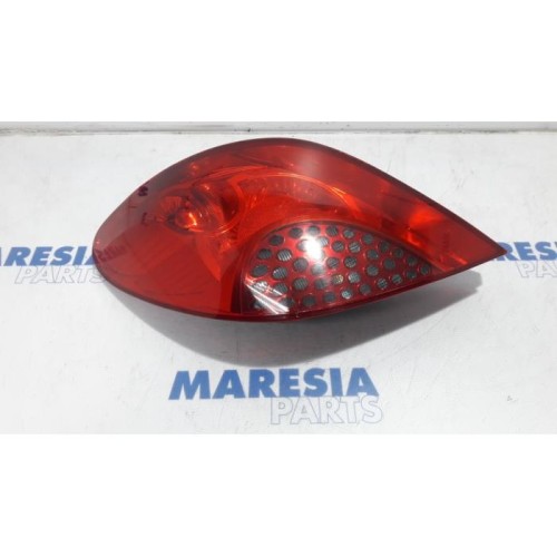 Peugeot - 207 - Taillight, right