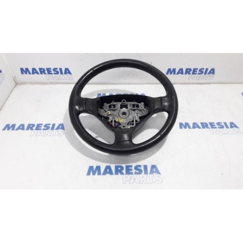 Peugeot - 207 - Steering wheel