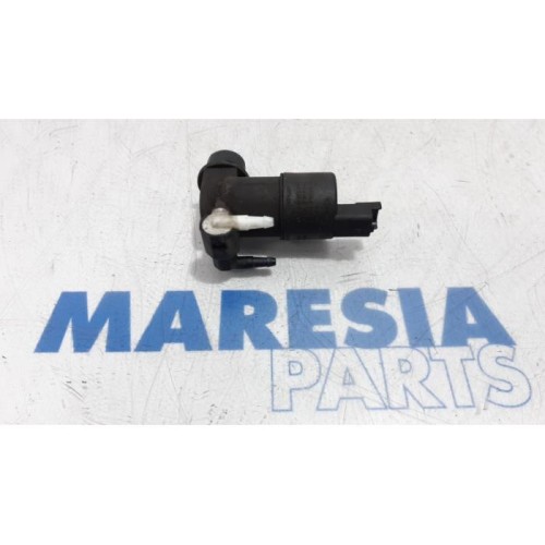 Peugeot - 207 - Scheibensprüherpumpe vorne