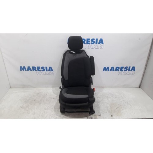 Citroen - C4 Picasso - Seat, right