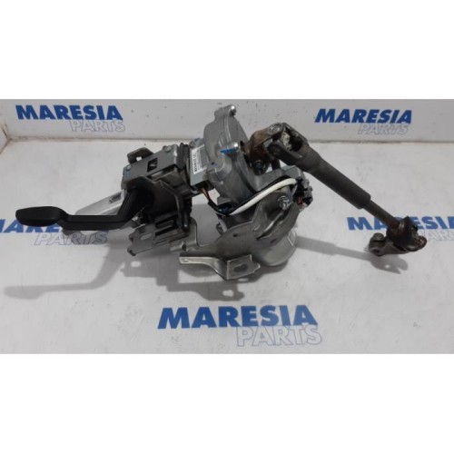 Renault - Megane - Steering column housing