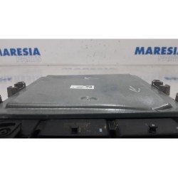 Renault - Megane - Engine management computer