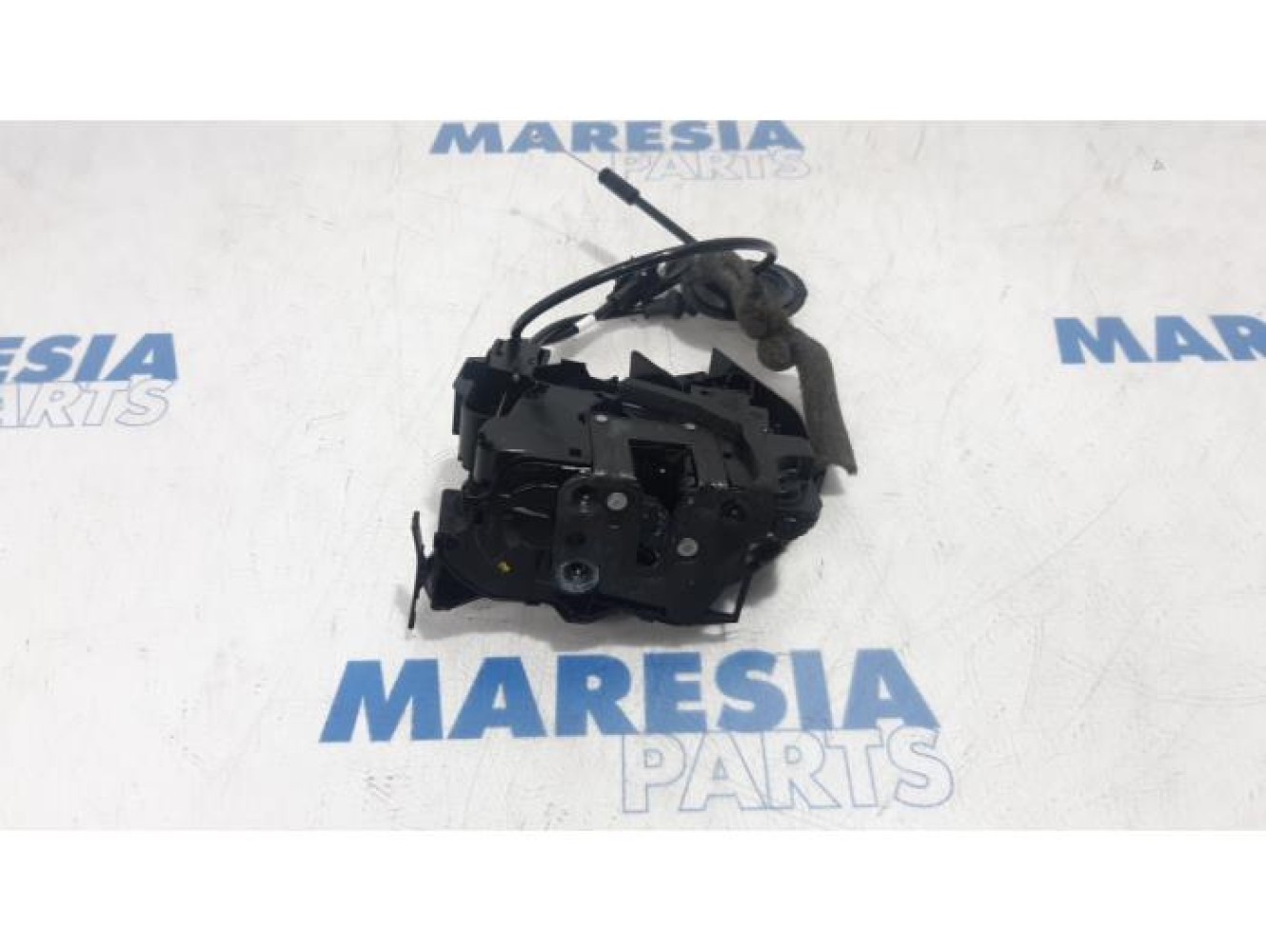 Renault - Megane - Front door lock mechanism 4-door, right
