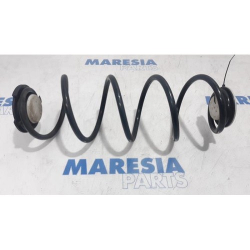 Citroen - C4 Picasso - Rear coil spring