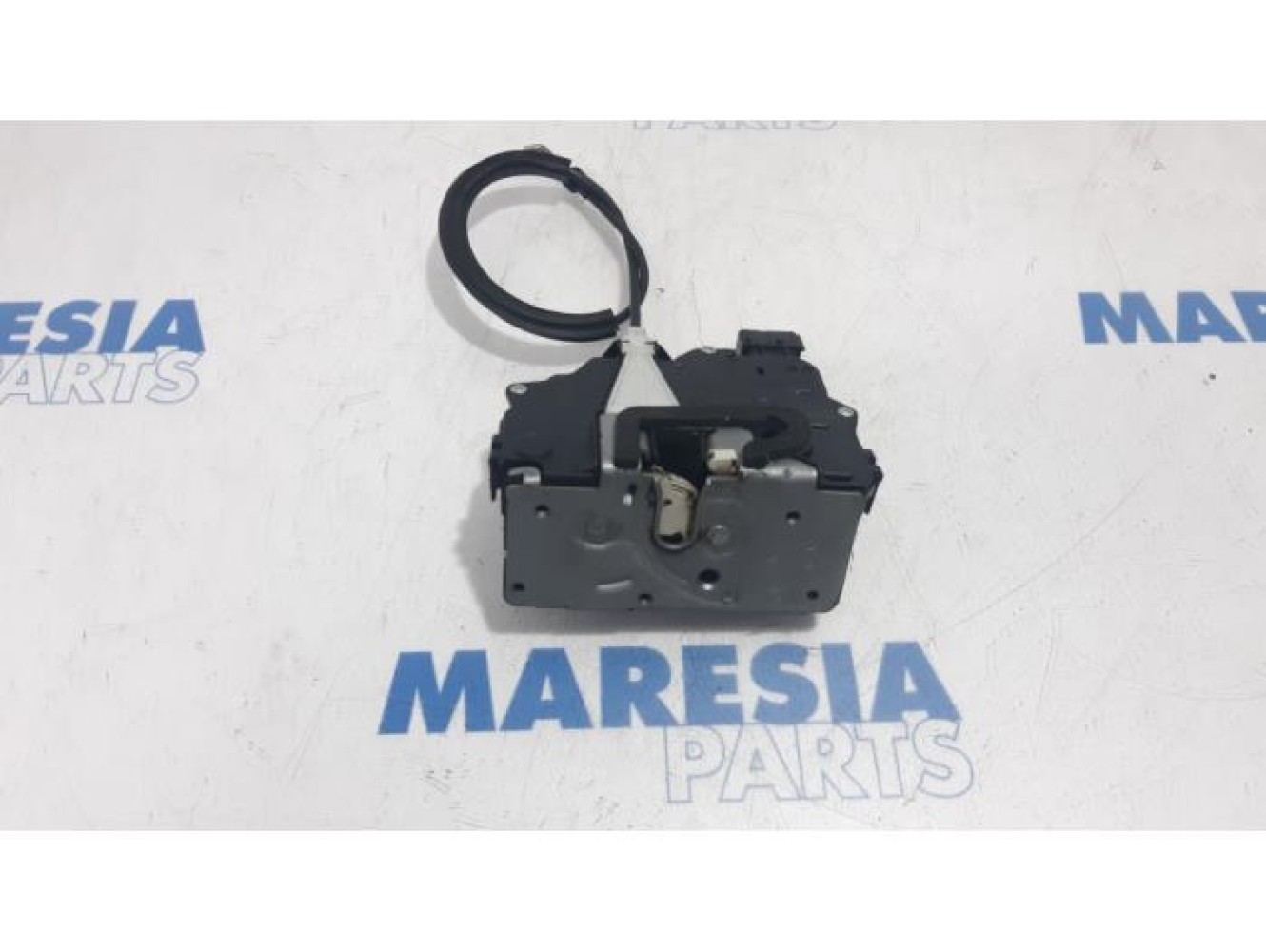 Fiat - Punto - Front door lock mechanism 4-door, right