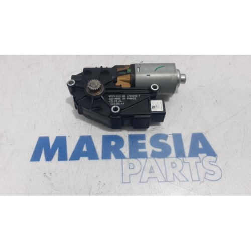 Fiat - Punto - Sunroof motor