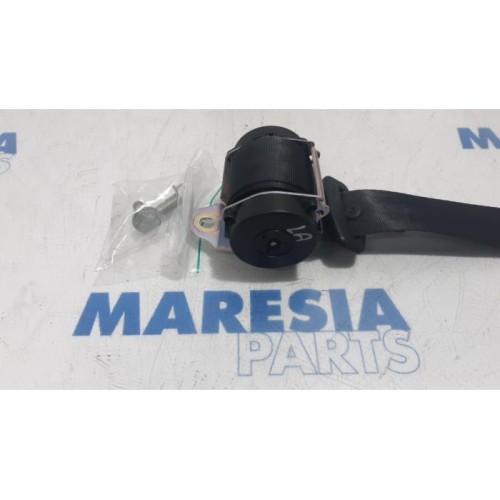 Fiat - Punto - Sicherheitsgurt links hinten