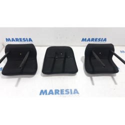 Citroen - C5 - Headrest set
