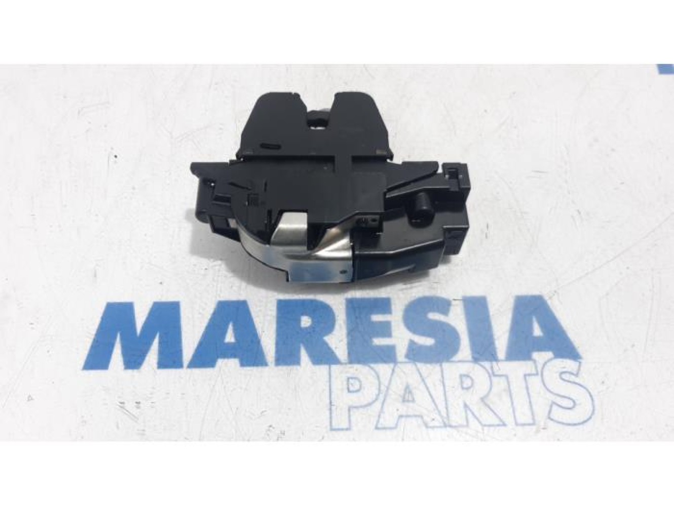 Citroen - C5 - Tailgate lock mechanism