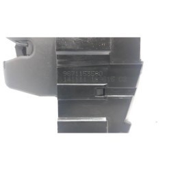 Citroen - C5 - Tailgate lock mechanism