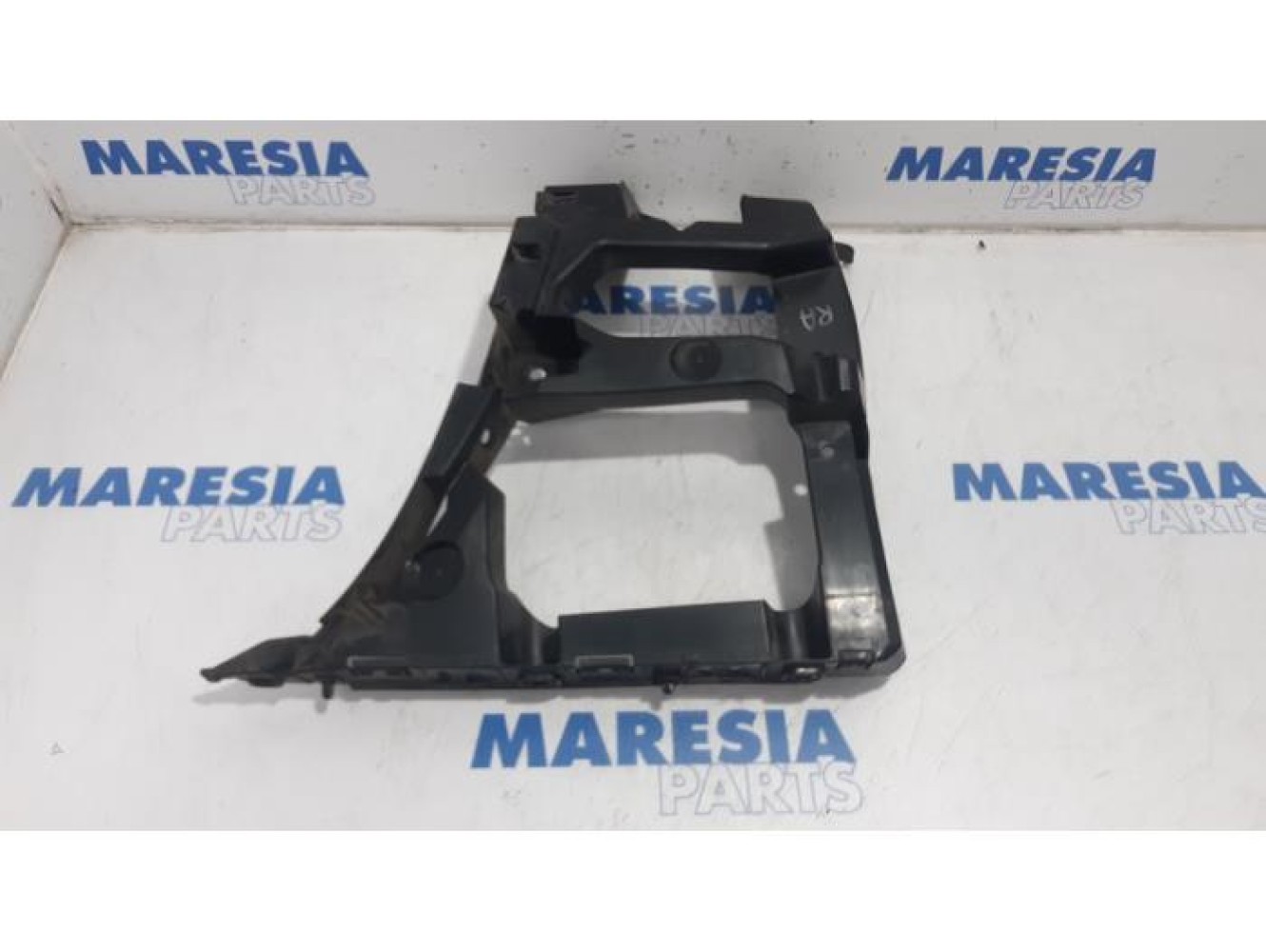 Citroen - C5 - Rear bumper component, right