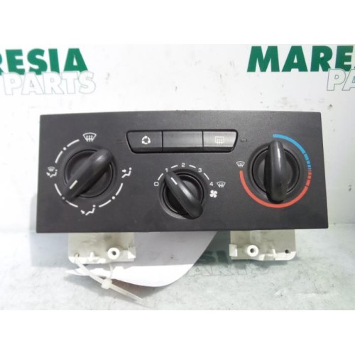 Citroen - C4 - Heater control panel