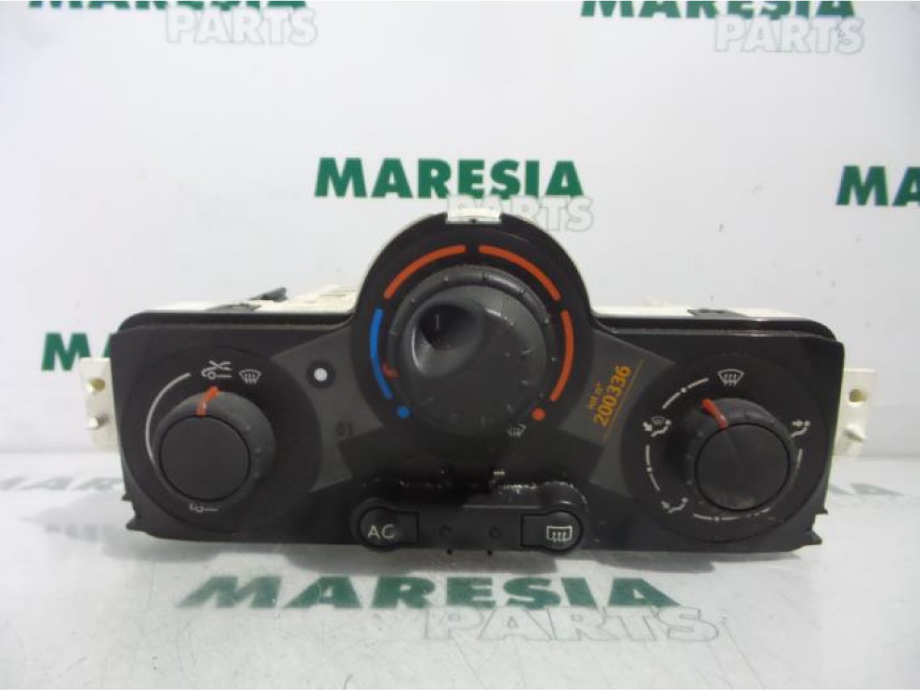 Renault - Megane - Panneau de commandes chauffage