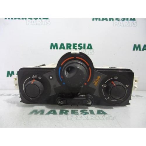Renault - Megane - Panneau de commandes chauffage