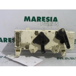 Renault - Megane - Heater control panel